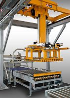 Robotic palletizer layerfor crateshandling