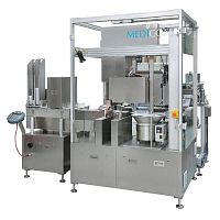 Automatic packaging machine OPTIMA ImmuPouchvacuumfor the pharmaceutical industry