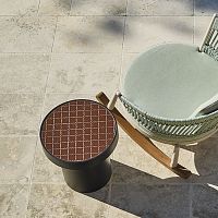 Contemporary side table Hissporcelainpainted aluminum baseround