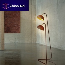 Floor-standing lamp THE QUEEN DOUBLEsteelGoldflex®Solid Surface