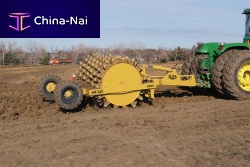 Tandem road roller single-cylindertowed