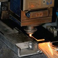 Laser cutting non-ferrous metalsferrous metalsmedium series