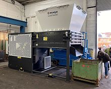 Compact waste crusher-shredder Engine Cracker