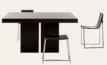 Contemporary table NEILwoodenlacquered woodsquare