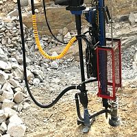 Core drilling drilling rig SL 150continuous flight auger (CFA)for tie-back anchoringexploration