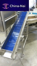 Hopper with belt conveyor storageliftingvibrating