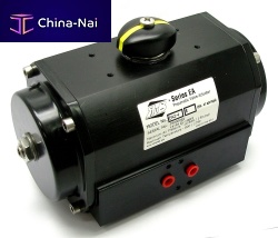 Pneumatic valve actuator quarter-turndouble-acting