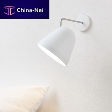 Contemporary wall light TILT indoorbrasslacquered steel