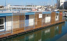 Floating structure