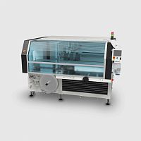 Automatic shrink wrapping machine for box packaging