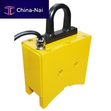 Holding electromagnet DC