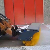 Skid steer loader sweeper CSA 200hydraulicoutdoor