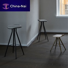 Contemporary bar stool NORR11 - BARFLYleatheroakbrass base