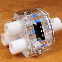 Medical valve Four-Way Gatlin-Shapeoxygen cylindersilicone