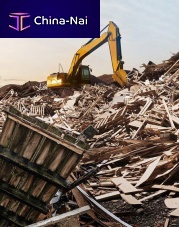 Wood recycling line crushing