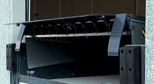 Electro-hydraulic dock leveler HINGED FLAPswing-lip