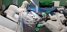 Robotic sorter Max-AI® bottlefor wastefor plastics