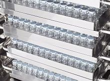 Bulky product loading and unloading system for freeze dryers