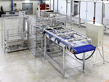 Layer palletizer for cansautoclavesterilization