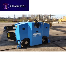 Battery-powered self-propelled trailer Boggy Shunter 12-axlefor heavy loadsrail-mounted