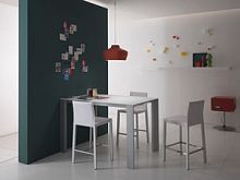 Contemporary table SNACK 90glasslacquered wood basesquare