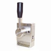3/3-way hydraulic directional control valve NRV 3/3seatlever-operatedcompact