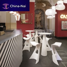 Contemporary high bar table HOPLAHPLpolyethyleneround