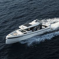 Outboard express cruiser 340 GTWAtwin-enginewheelhousehigh-performance
