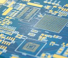 Multilayer printed circuit board for communication module