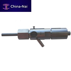 Abrasive water-jet cutting head high-pressure