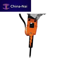 Hydraulic breaker