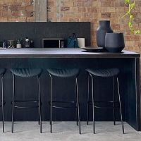 Contemporary bar stool Fundaleatherfabricmetal base