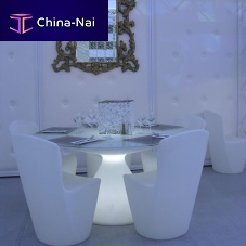 Contemporary dining table EDglasspolyethyleneround