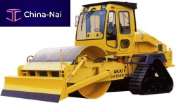 Single-cylinder road roller max. 14 200 kg (31 310 lbs ) | CV550D/DV/Tvibratingarticulated