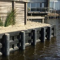 Recycled plastic retaining wall RAPIDRETAIN prefabfor garden enclosures