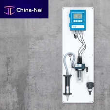 Wall-mounted pH meter AMI waterwith redox indicator