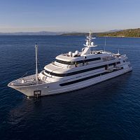 Cruising mega-yacht Katinawheelhouse12-cabinsteel