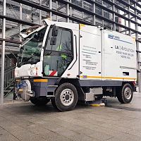 Hot water high-pressure cleaner R 6000with combustion enginesteelstreet