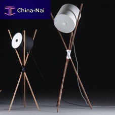 Floor-standing lamp SHIFTpowder-coated steeloakwalnut