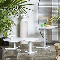 Contemporary coffee table GARDENHPLpainted metal baseround