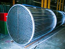 Shell and tube heat exchanger air/waterfuel
