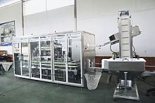 Box capper ESSI CAProtatingservo-drivenbeverage