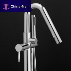 Bathtub mixer tap COLONNA 120 Chromefloor-mountedchromed metalbathroom