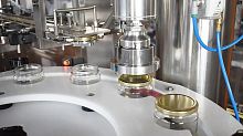 Monobloc capping machine MC HAZELNUTvibratingautomaticfor twist-off caps