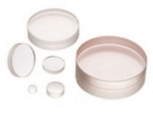Double lens element glassachromatic