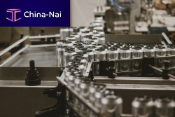 Bottling industry accumulating table unloading