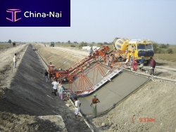 Concrete paver 3 - 20 m | RCP750rubber-tiredfor channelsfor concrete slabs