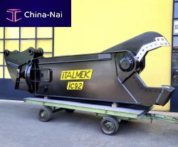 Secondary demolition hydraulic crusher IC92