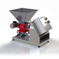 Powder pneumatic conveying system conveying
