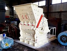 Roller mill PC40 serieshorizontalcoarse powderfor foundry sand regeneration